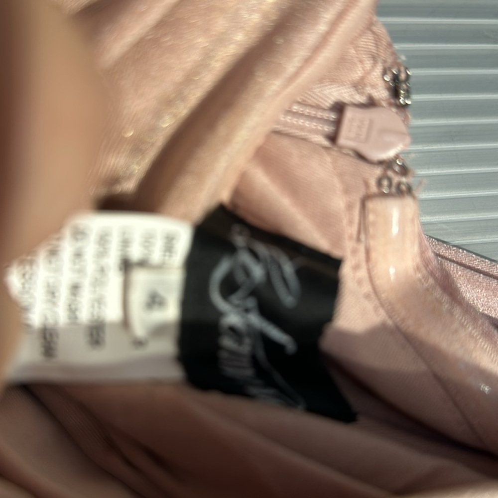 ✔️#91 BRAND NEW LA FEMME GOWN - Picture 6 of 6